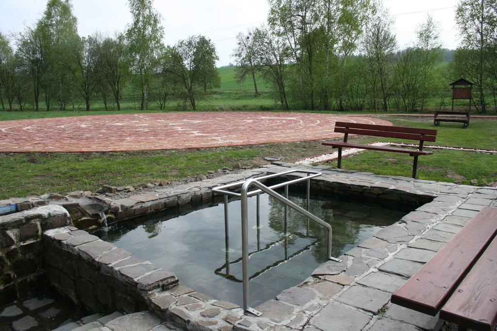 Rothschilduv Dvur *